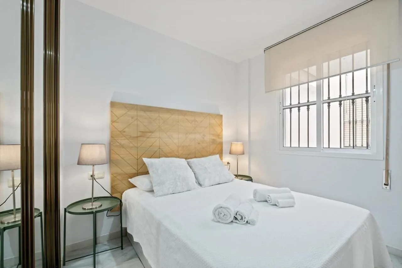 Cozy Cathedral Apartment In Malaga Spain