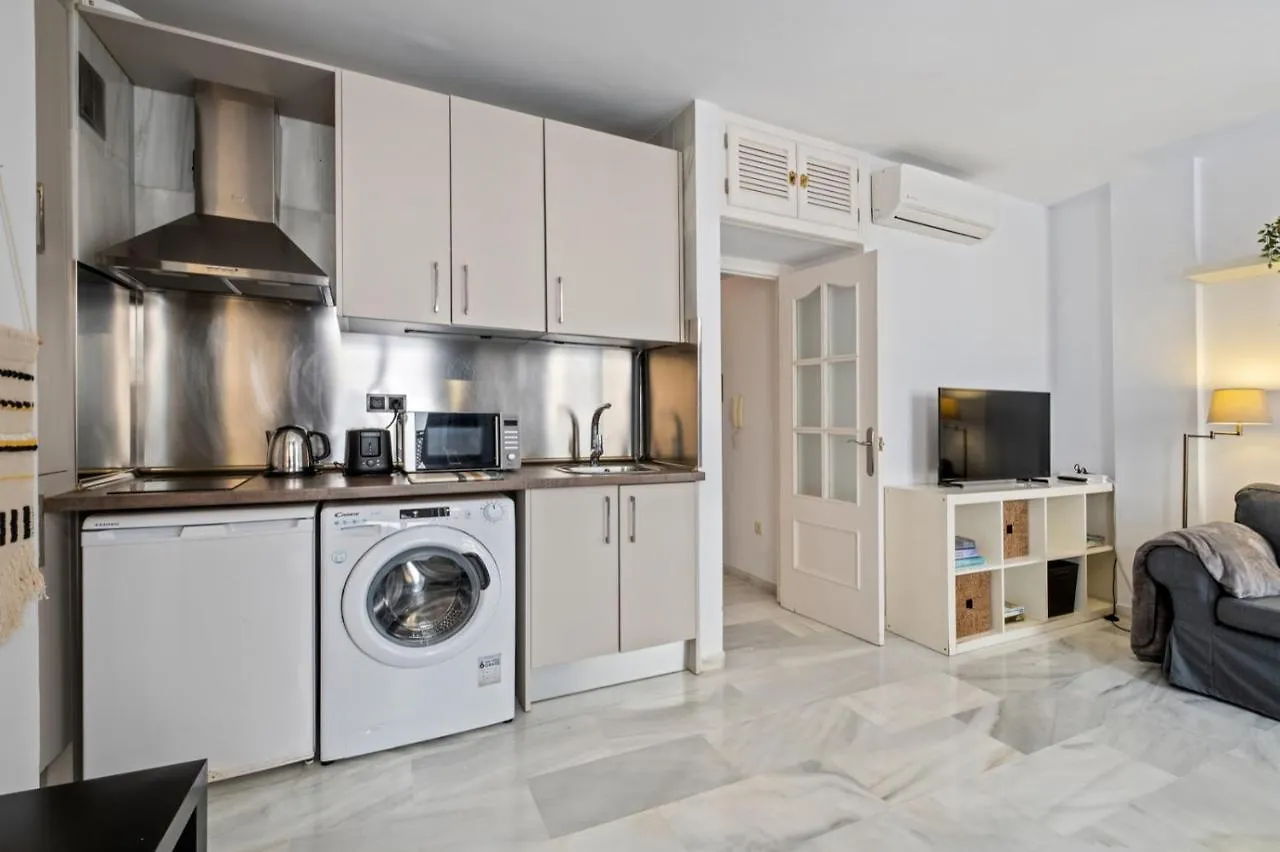 Cozy Cathedral Apartment In מאלגה